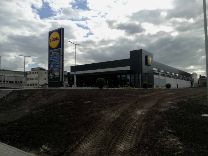 Lidl przy Szubińskiej Lidl przy Szubińskiej