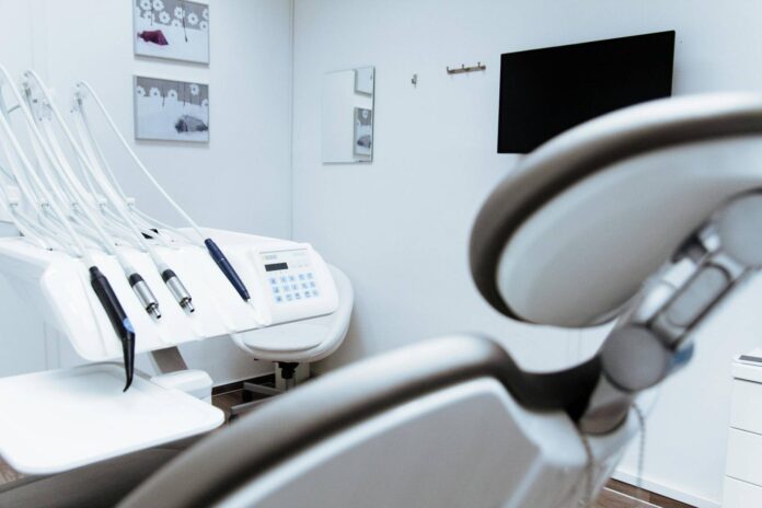 44687652_wp6763bcaae3d687.00020519 Gabinet stomatologiczny Bydgoszcz – kompleksowa opieka stomatologiczna dla każdego