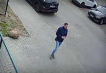 Policja z Błonia poszukuje mężczyzny podejrzewanego o kradzież laptopa. Rozpoznajesz go? Policja z Błonia poszukuje mężczyzny podejrzewanego o kradzież laptopa. Rozpoznajesz go?