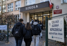 Incydenty szkolne na Błoniu. Mieszkańcy zwracają uwagę na nowe wyzwania. Incydenty szkolne na Błoniu. Mieszkańcy zwracają uwagę na nowe wyzwania
